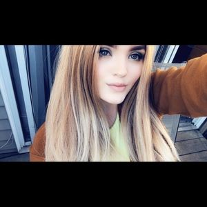 Meet your Posher, Dani